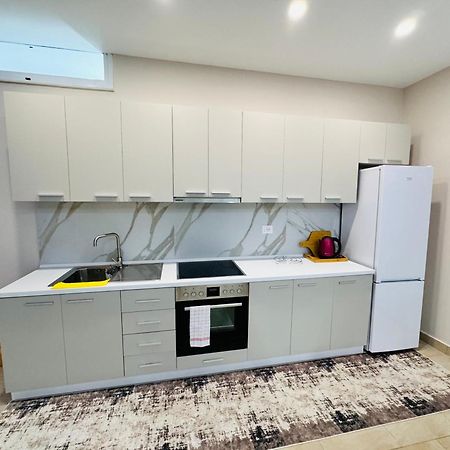 Edi Apartament Center Shkoder Exterior photo